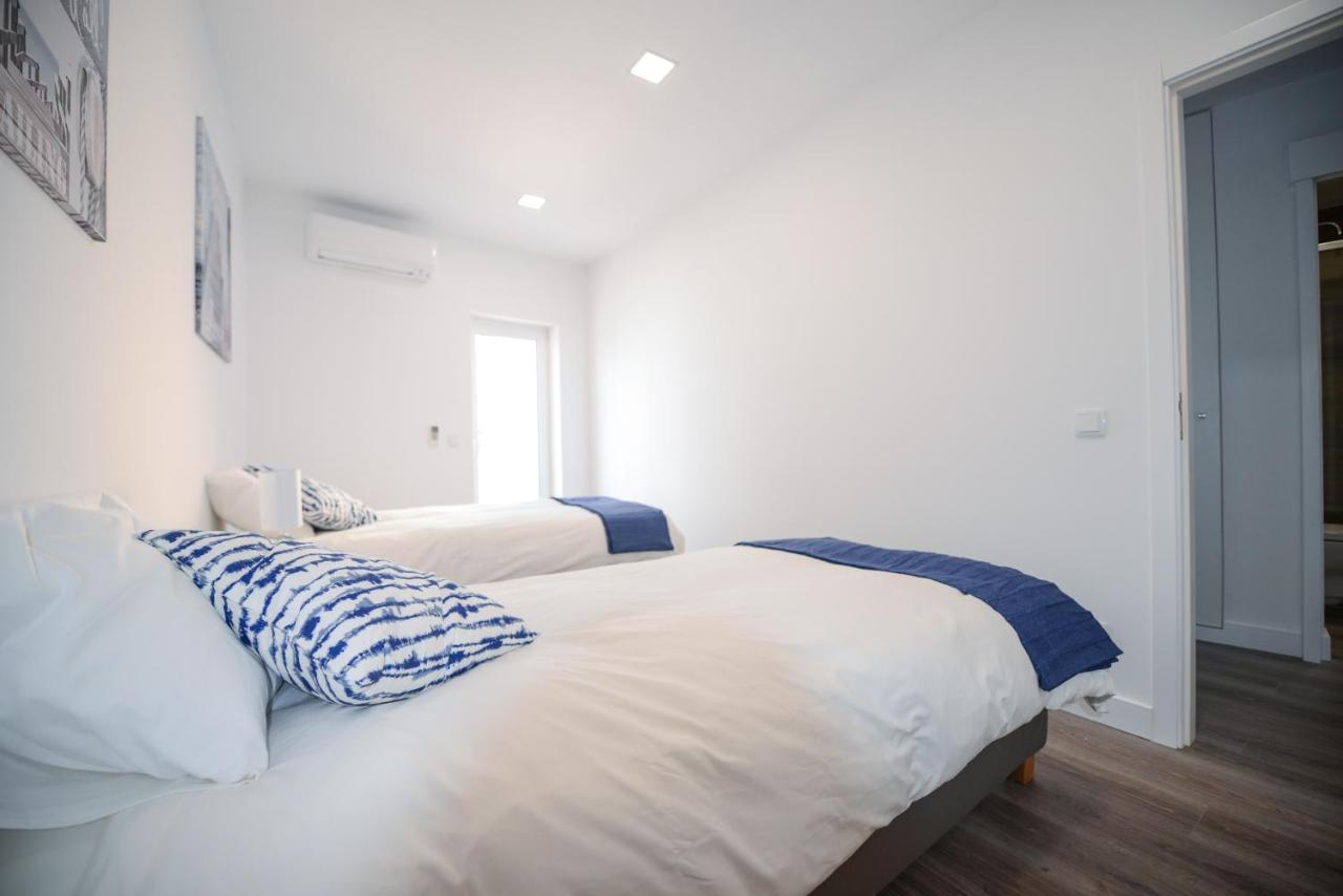 Seafront Luz Apartment Екстериор снимка